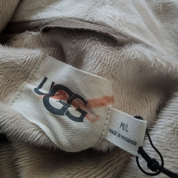 Robe ugg - Picture 5 of 5